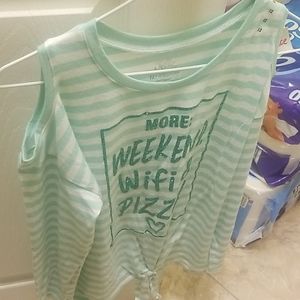Childrens Justice shirt size 12 still has tag on i
